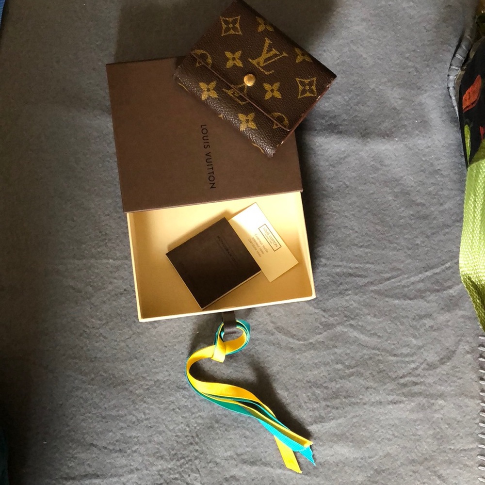 Louis Vuitton Vintage Tri-Fold
